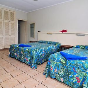 Coral Motel & Apartments Port-Vila Exterior photo